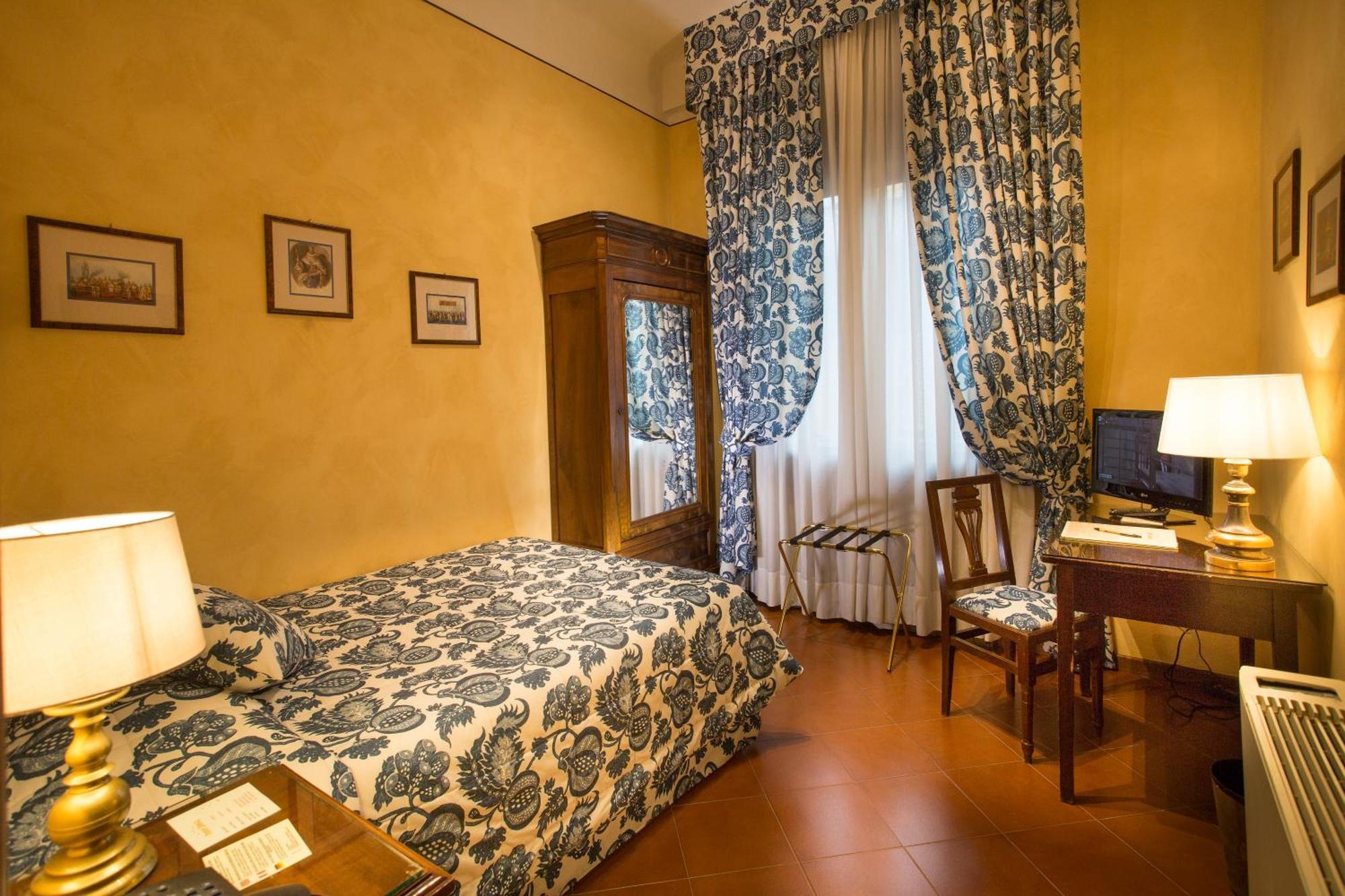 Hotel Posta Reggio nell'Emilia Esterno foto