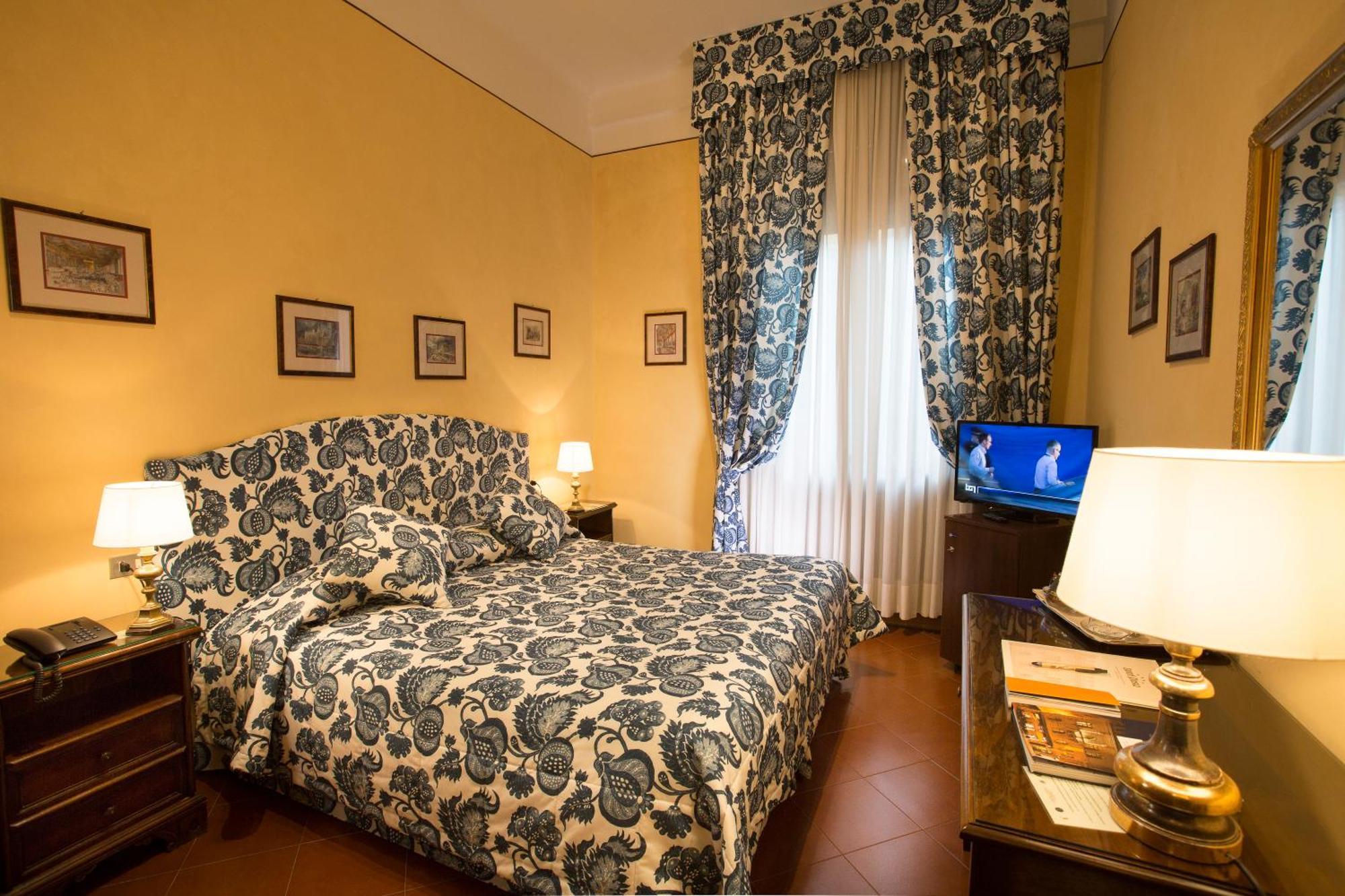 Hotel Posta Reggio nell'Emilia Esterno foto