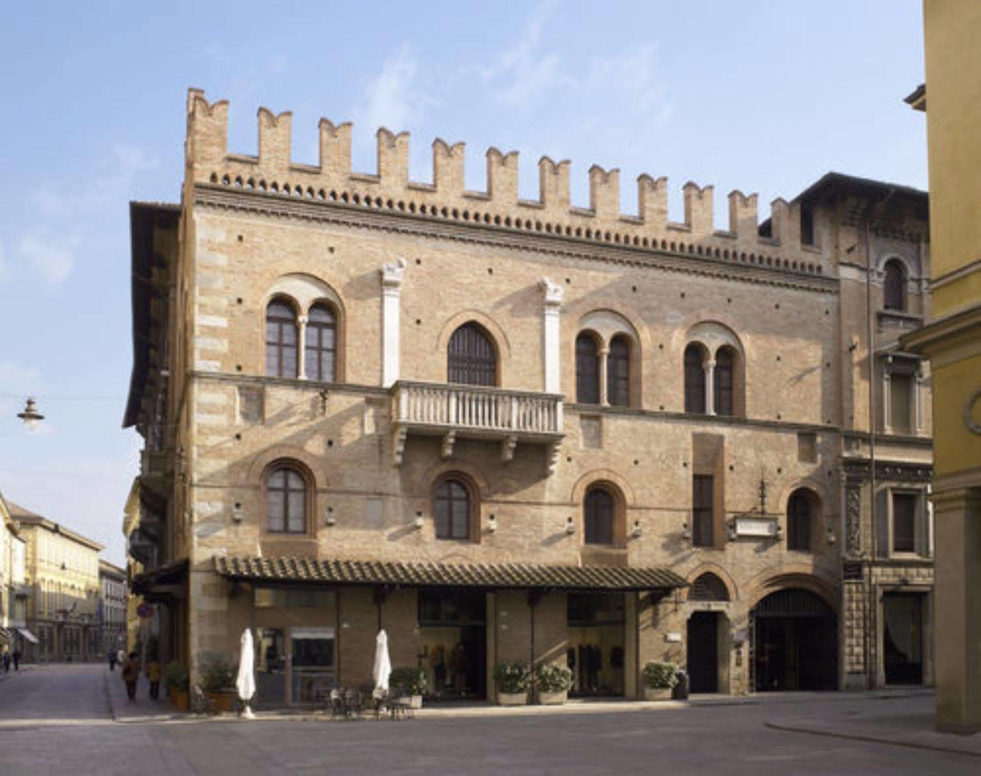 Hotel Posta Reggio nell'Emilia Esterno foto